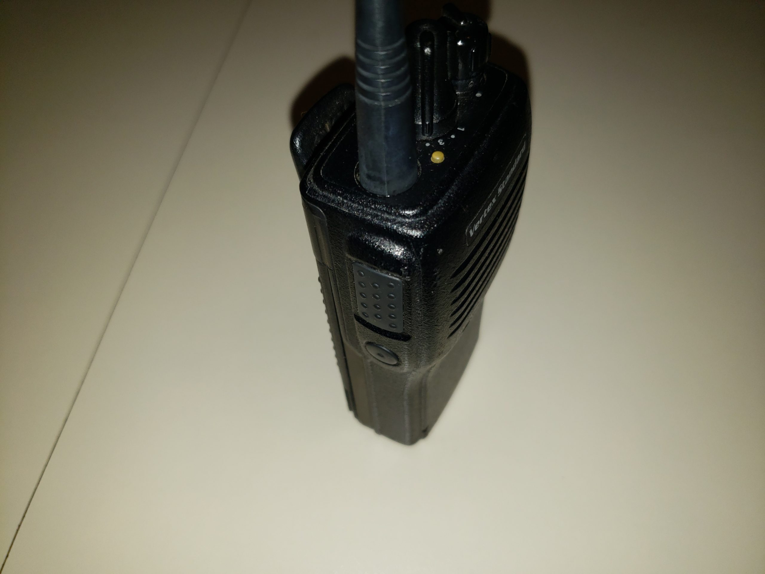 Vertex VX-160 UHF 16 Channel - Image 4